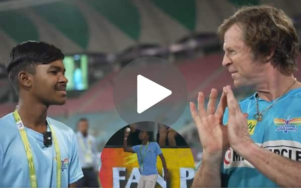 [Watch] LSG Coach Jonty Rhodes' Inspirational Talk With Viral Ball Boy After Amazing Catch